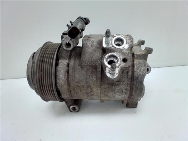 Precio del repuesto Compresor de ac 300  sedán