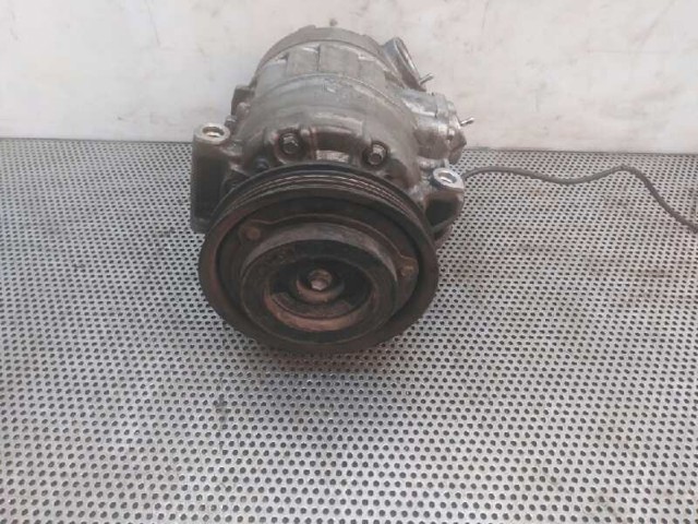 VAG 4472208184 Compresor de aire acondicionado  disponible Valladolid
