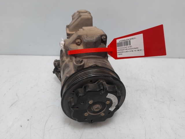 MERCEDES 4472208364 Compresor de aire acondicionado  disponible Lugo