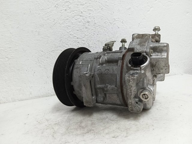 TOYOTA 4472601744 Compresor de aire acondicionado  en stock Salamanca