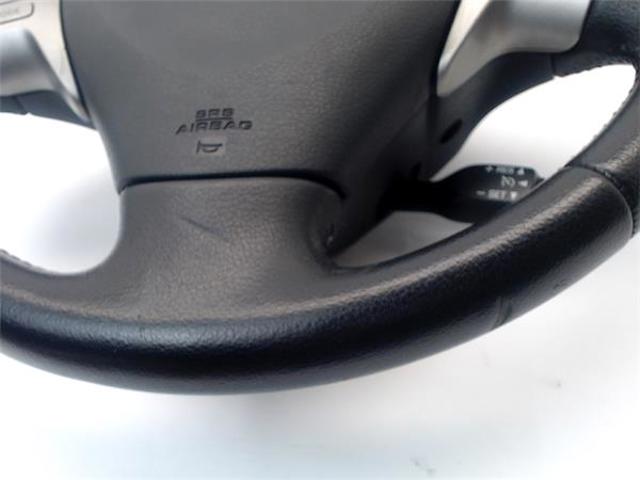 Volante Toyota Auris E15