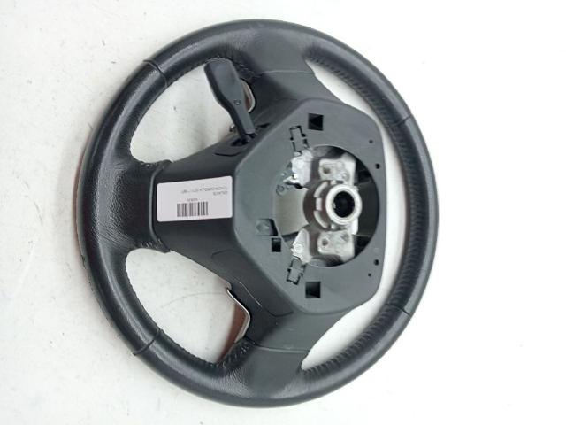 Volante Toyota Auris E15