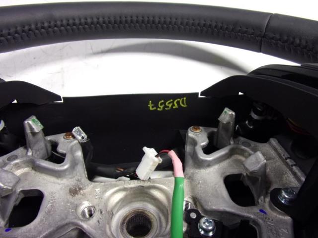 Volante Toyota C-HR X10