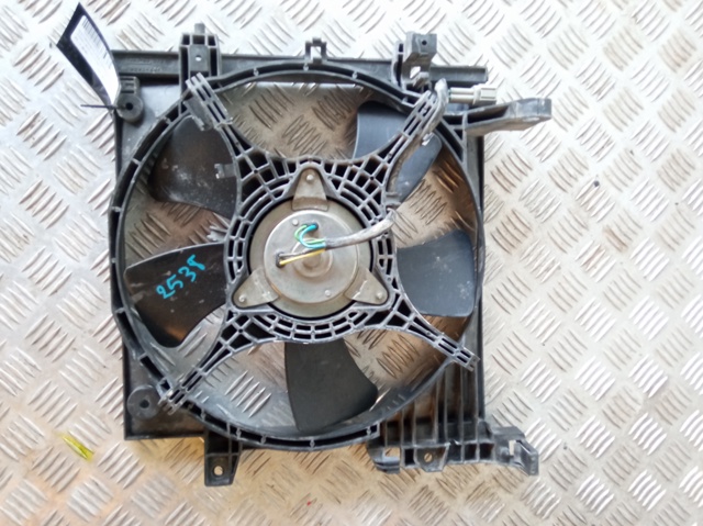 Rodete ventilador, refrigeración de motor derecho 45121KE001 Subaru