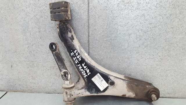 Brazo inferior izquierdo de la suspensión delantera 4520060822000 SUZUKI