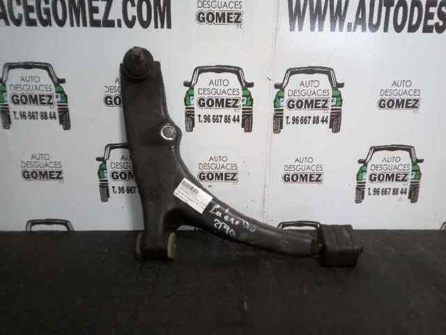 Brazo inferior derecho de la suspensión delantera 4520163G01000 SUZUKI