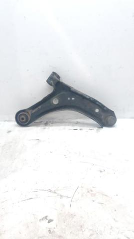 4520261M00000 SUZUKI Brazo inferior izquierdo de la suspensión delantera  en stock Córdoba