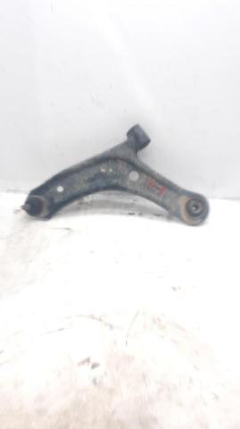 4520261M00000 Brazo inferior izquierdo de la suspensión delantera comprar Girona