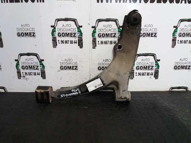 Brazo inferior izquierdo de la suspensión delantera 4520263G01000 SUZUKI