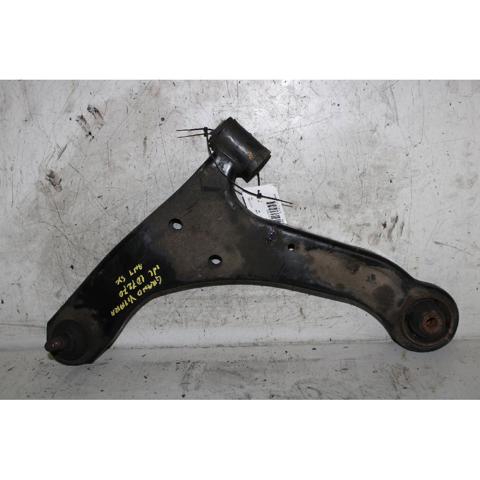 4520265J00 Brazo inferior izquierdo de la suspensión delantera comprar Sevilla