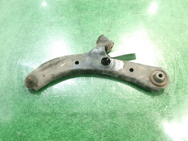 Rótula inferior de suspensión 4520272K01000 SUZUKI