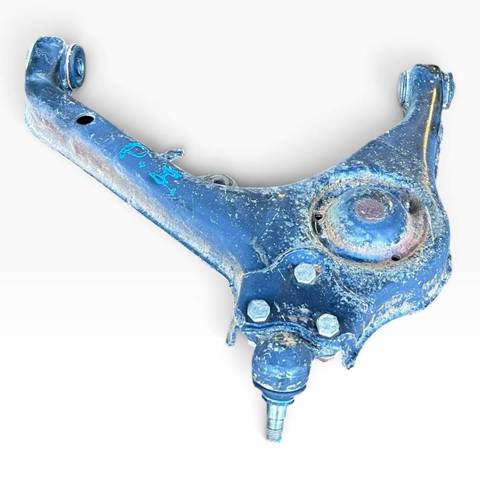 SUZUKI 4520285C00 Brazo inferior izquierdo de la suspensión delantera  comprar en Ponferrada