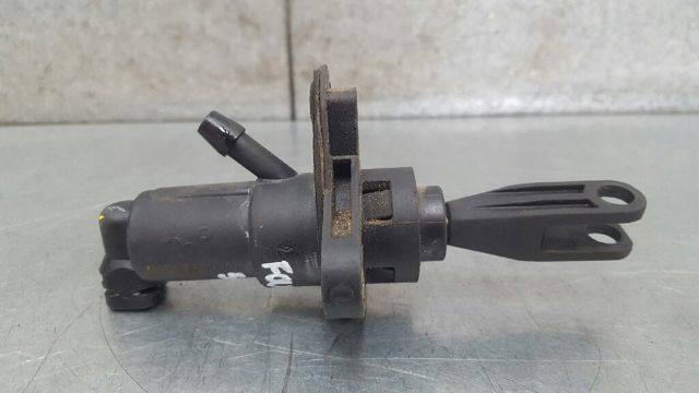 Cilindro maestro de clutch 4542900004 MERCEDES