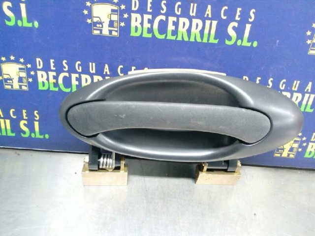 Manecilla de puerta exterior delantero derecha 4553285 GM/Saab