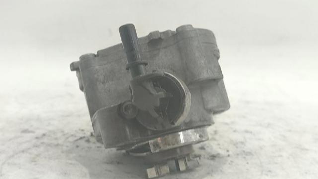456570 PEUGEOT Bomba de vacío comprar Alcalá