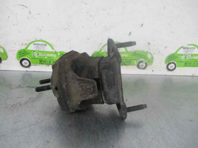 Soporte de motor derecho 4593184 Chrysler