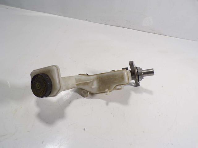 460104EH1A NISSAN Cilindro maestro de frenos  en stock Córdoba