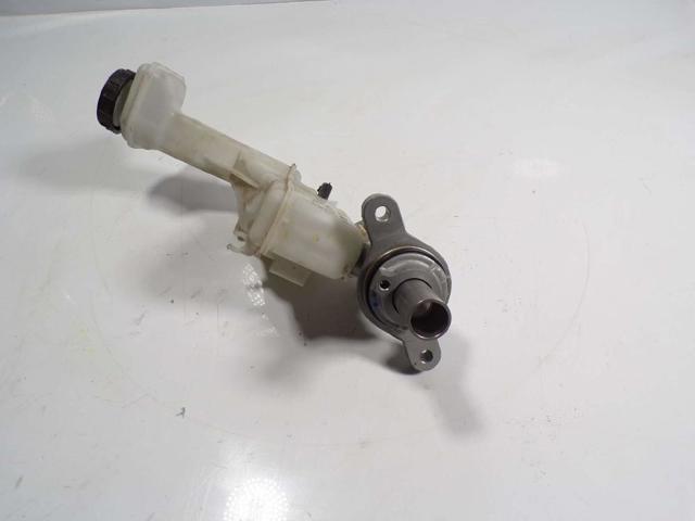460104EH1A NISSAN Cilindro principal de freno  disponible Vigo