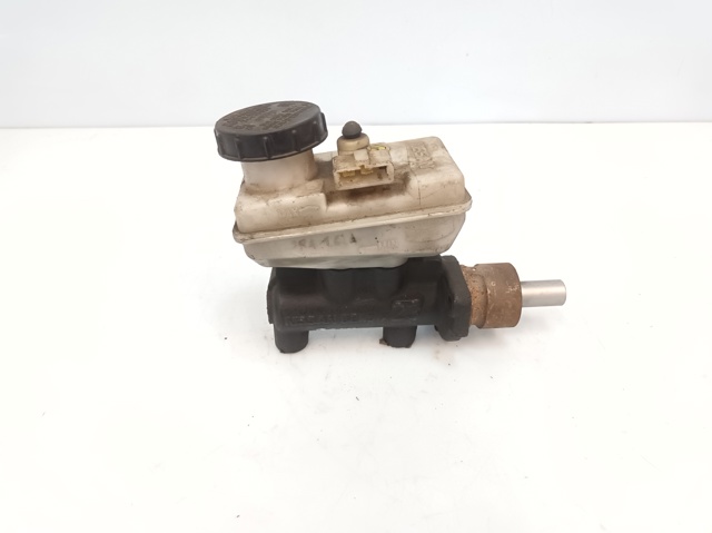 Cilindro principal de freno Nissan Primera P11