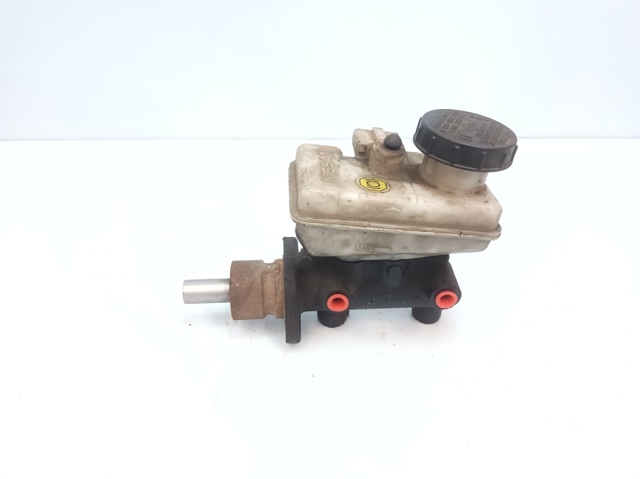 Cilindro principal de freno Nissan Primera P11