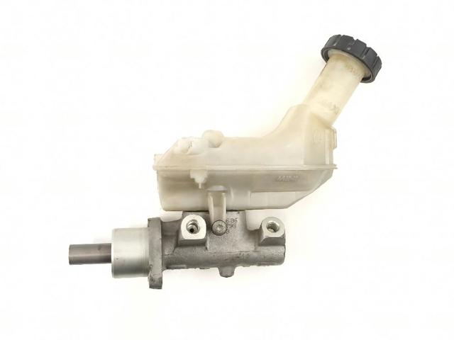 46010AX701 Cilindro maestro de frenos comprar Sevilla