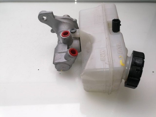 460111938R RENAULT Cilindro maestro de frenos  en stock Huelva