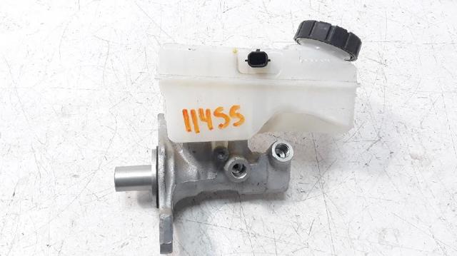 Cilindro principal de freno Dacia Logan 2 L8_