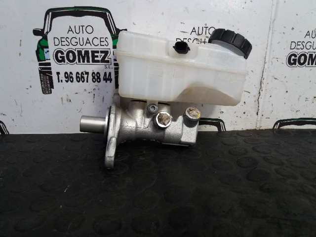 Cilindro principal de freno Dacia Logan 2 L8_