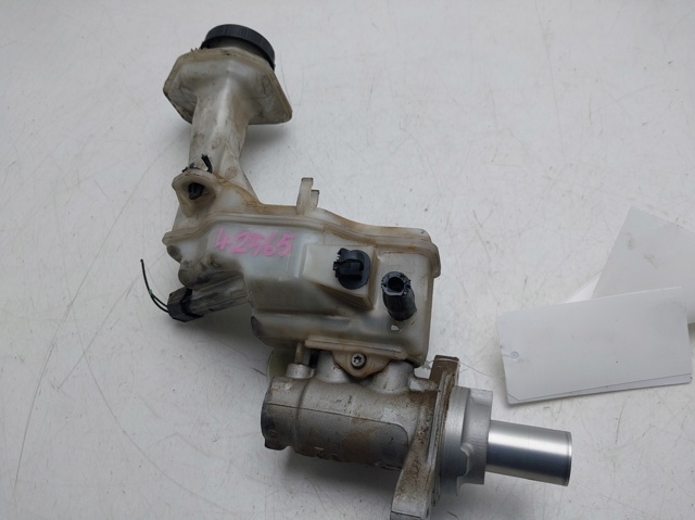 RENAULT 460116191R Cilindro maestro de frenos comprar Tarragona