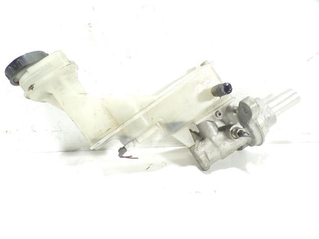 46012JD80A NISSAN Cilindro maestro de frenos comprar Bilbao
