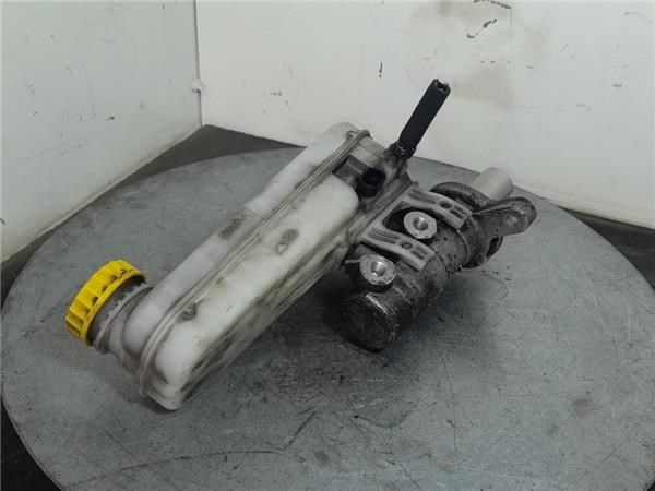 Cilindro principal de frenos 4601T8 PEUGEOT