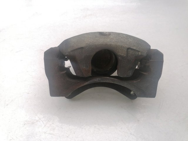 MITSUBISHI 4605A861 Pinza de freno delantera izquierda  en stock Salamanca