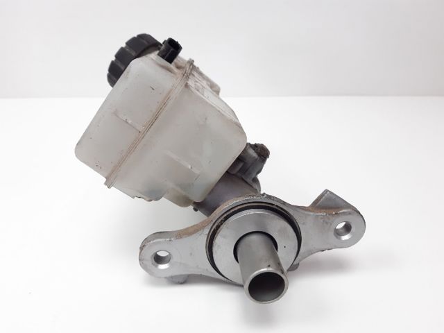 Comprar Depósito del líquido de frenos del cilindro maestro Renault LOGAN II L52 a bajo precio