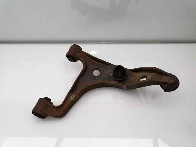 Brazo superior derecho de la suspensión trasera 4620165J00 SUZUKI