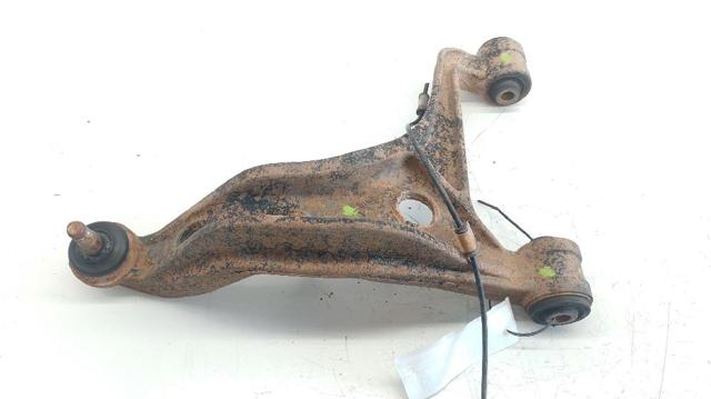 4620265J00 Brazo superior izquierdo de la suspensión trasera  disponible Burgos
