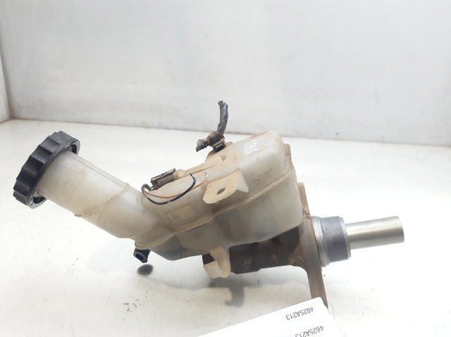 Bomba de freno 4625A213 Mitsubishi