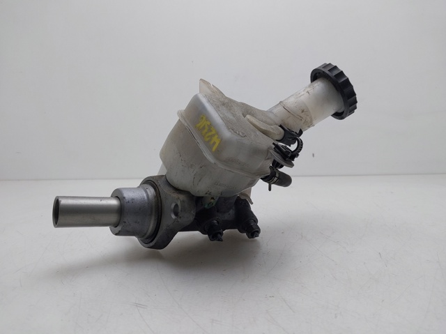 4625A213 MITSUBISHI Cilindro maestro de frenos  en stock Gandía