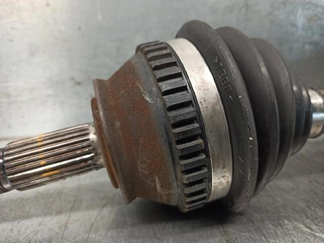Árbol de transmisión delantero Alfa Romeo 145 930