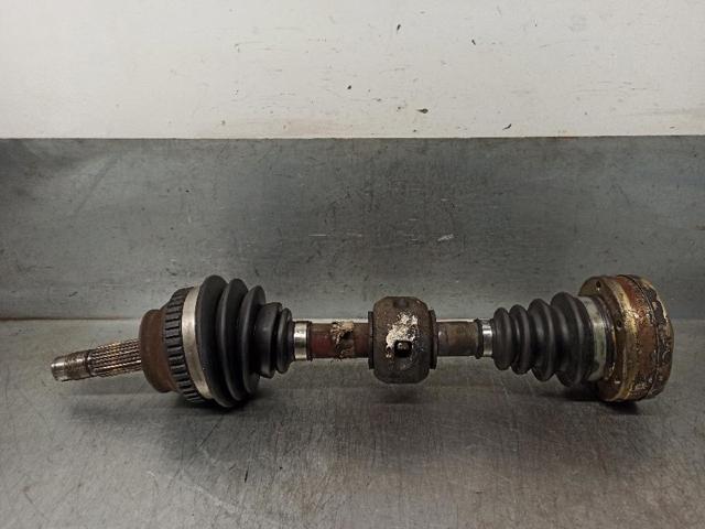 Árbol de transmisión delantero Alfa Romeo 145 930
