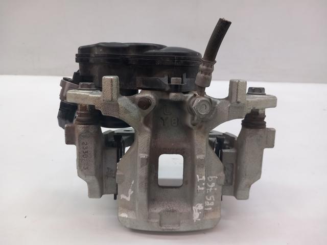 Motor del accionamiento de la pinza de freno trasera 4631033010 Toyota