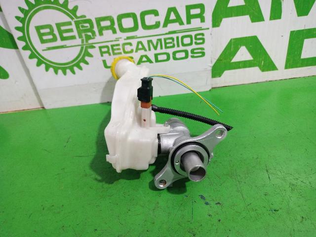 Depósito de líquido de frenos, lindro de freno principal Peugeot 208 CA, CC