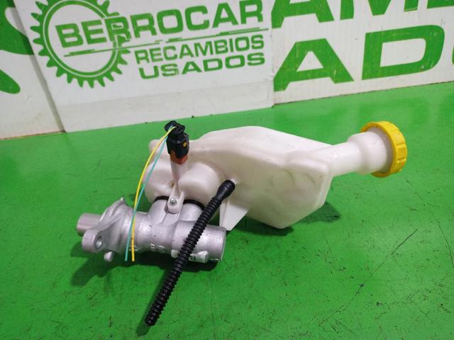 Depósito de líquido de frenos, lindro de freno principal Peugeot 208 CA, CC