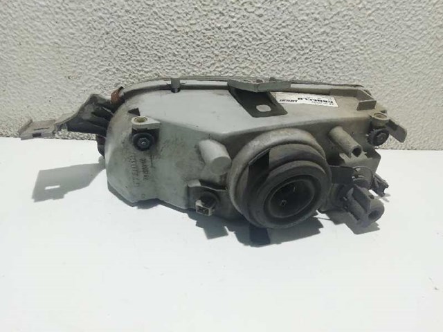 FIAT 46402649 Faro derecho  en stock Terrassa