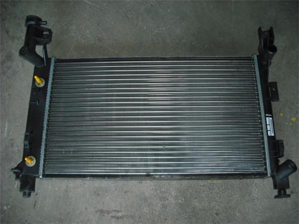Radiador refrigeración del motor 4644363 Chrysler