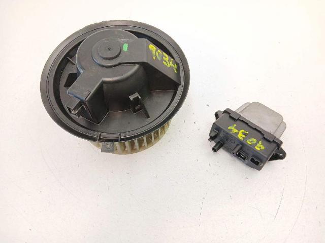 Precio del repuesto Ventilador interior 146  hatchback