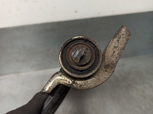 46474556 FIAT Brazo inferior izquierdo de la suspensión delantera comprar Alcalá