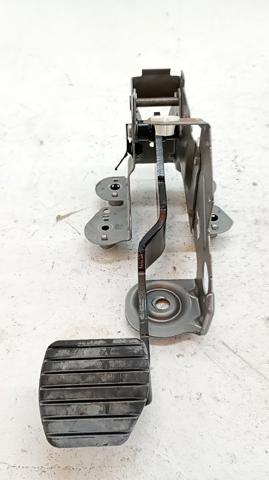 465010015R RENAULT Pedal de freno  disponible Ourense