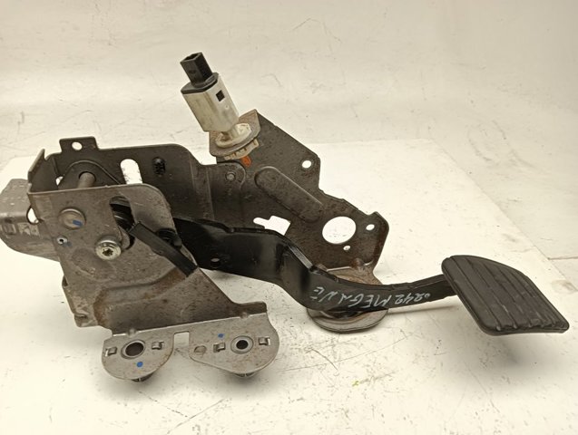 465010015R Renault (RVI)