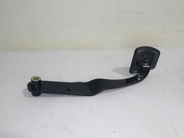 465010015R RENAULT Pedal de freno  disponible Alicante