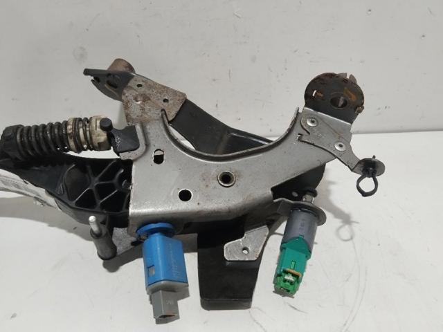 465030038R Pedal embrague  en stock Castellón